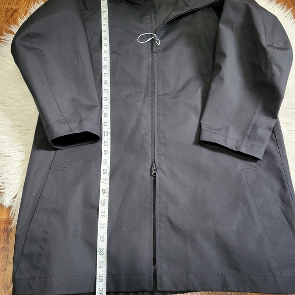 UNIQLO RAIN JACKET size XS - Picture 6 of 12